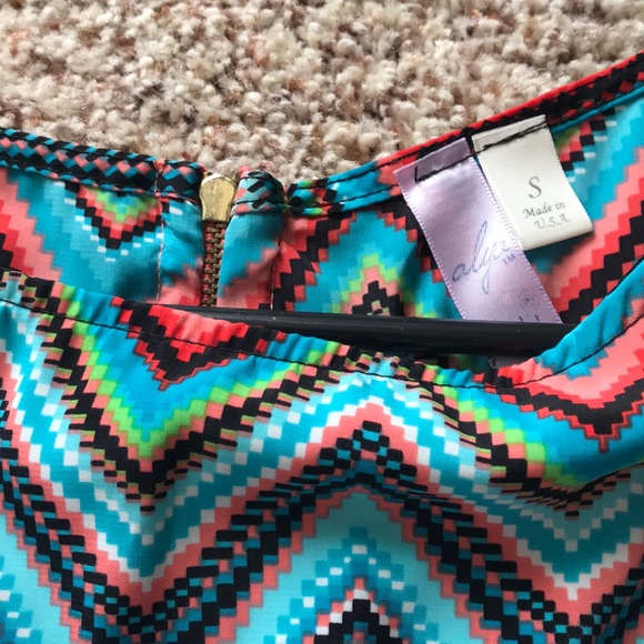 Colorful blouse - Picture 3 of 4